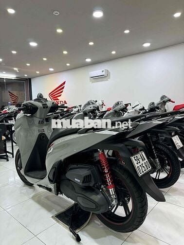 Siêu cọp Sh350 đky 2024 chuẩn 2200 km bsTp