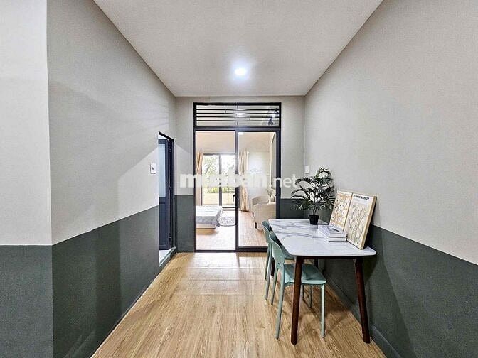 CĂN HỘ TÁCH BẾP BAN CÔNG LỚN QUẬN 4,  KHÁNH HỘI, GẦN HOÀNG DIỆU, Q1