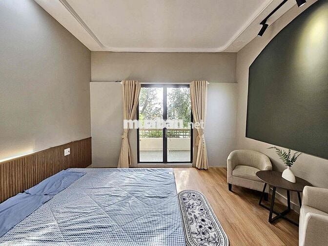 CĂN HỘ TÁCH BẾP BAN CÔNG LỚN QUẬN 4,  KHÁNH HỘI, GẦN HOÀNG DIỆU, Q1