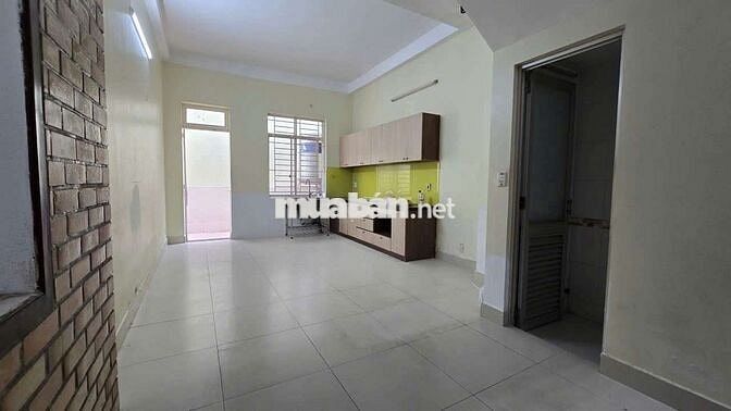 Cho thuê nhà 3 lầu khu tân phong