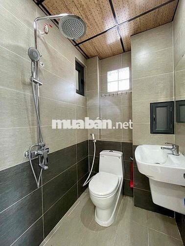 Phòng Thoáng Mát, An Ninh Ngay Phan Huy Ích