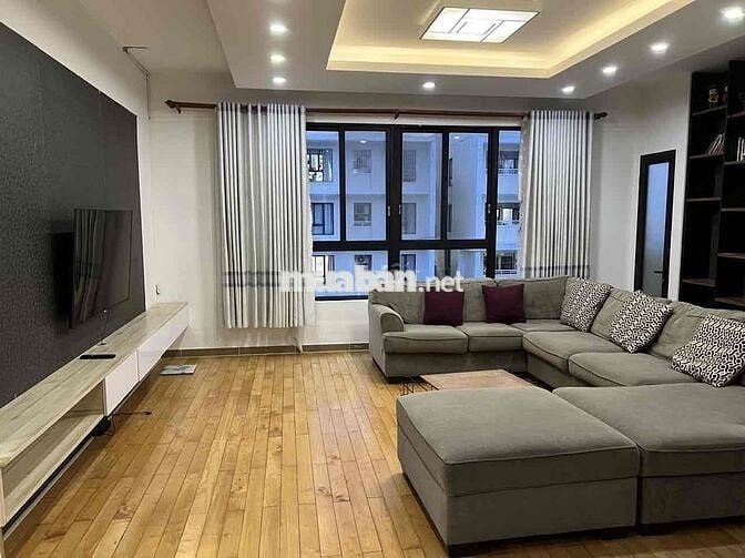 CHO THUÊ CH ERA TOWN 160 m2 HD 3 NĂM GIÁ 14 tr