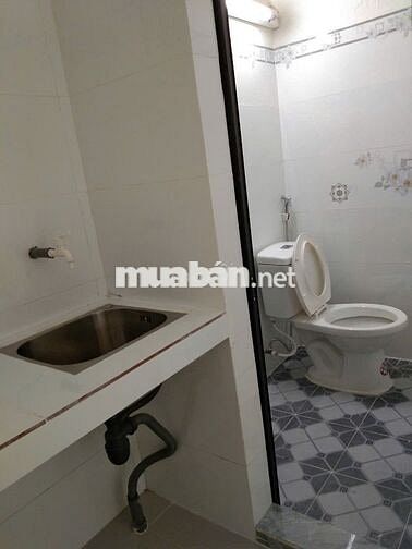 Phòng trọ 18 m2 Đường Tô Ký, Q12