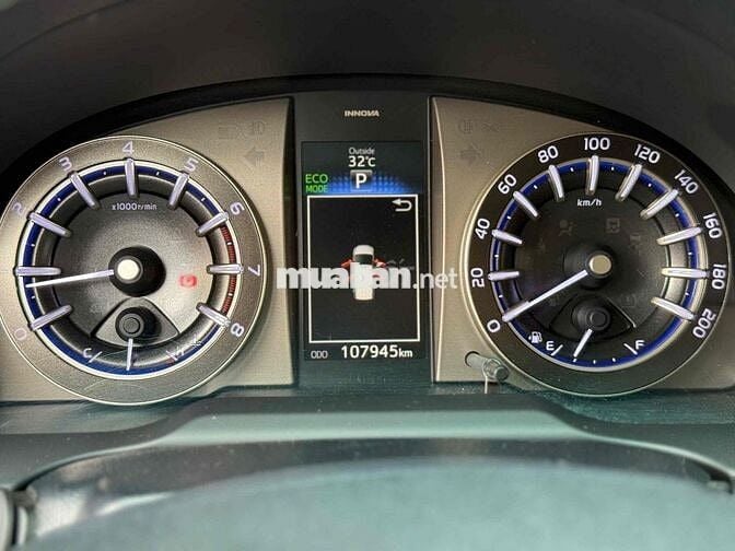 Toyota Innova 2019 2.0G - 107994 km