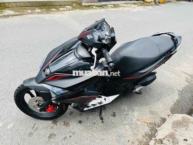 Xe tay ga AB 125 2018 đen đỏ 95%