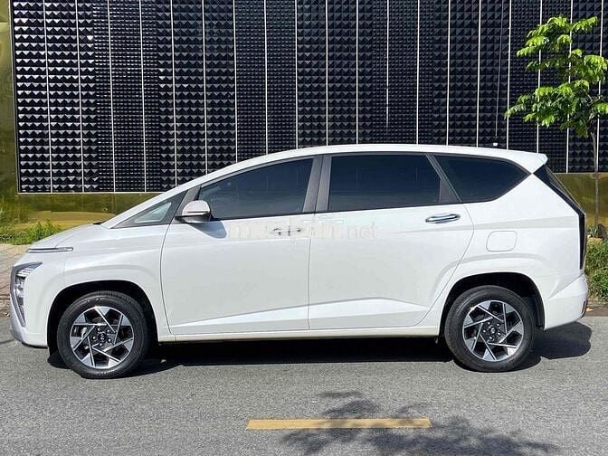 Hyundai Stargazer 2022 1.5 Cao cấp - 12000 km