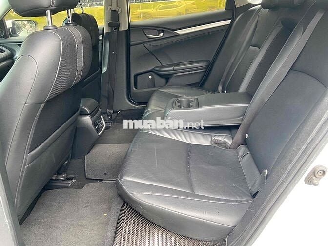 Honda Civic 2021 G 1.8 AT - 64000 km