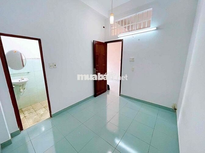 Phòng trọ 2 phòng ngủ ban côn giá rẻ_ Free xe_ Vào ở liền