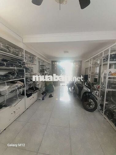 Chính chủ cho thuê nhà nguyên căn hẻm ô tô đường Hòa Bình, DT SD 216m2