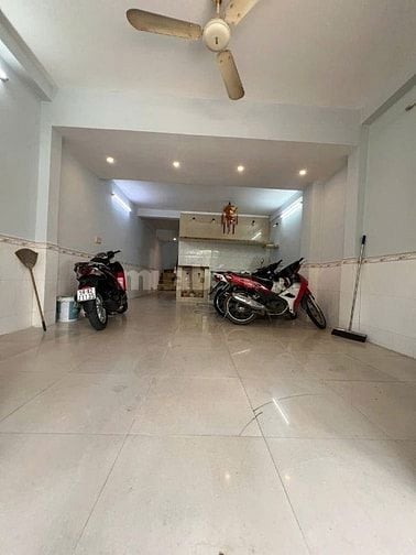 Bán Nhà Mặt Tiền Khu Cư Xá Bình Thới P.8, Quận 11 , 3PN, 2WC