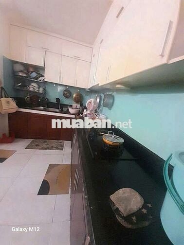 Nhà cho thuê Hoà Bình (3PN 4WC) hẻm 6m, nhà có sẵn nội thất vô ở ngay