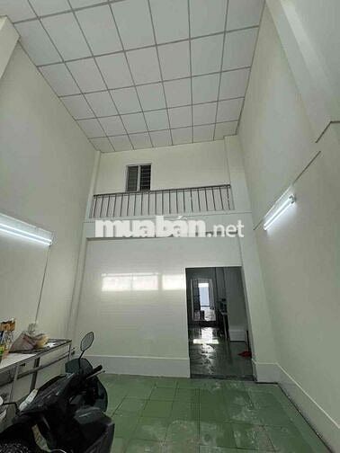 Cho thê nhà mặt tiền đường Lê Văn Lương