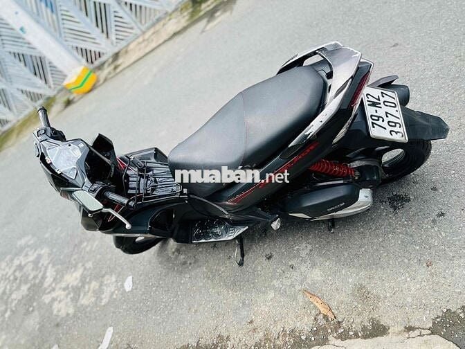 Xe tay ga AB 125 2018 đen đỏ 95%