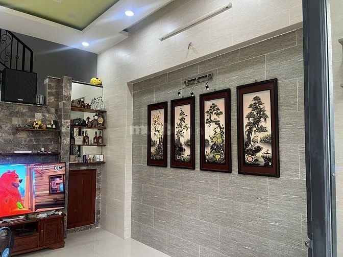 Bán nhà Đường Lê Lợi, Huyện Hóc Môn, DT 6x26m, 3 tầng, 7,5 tỷ