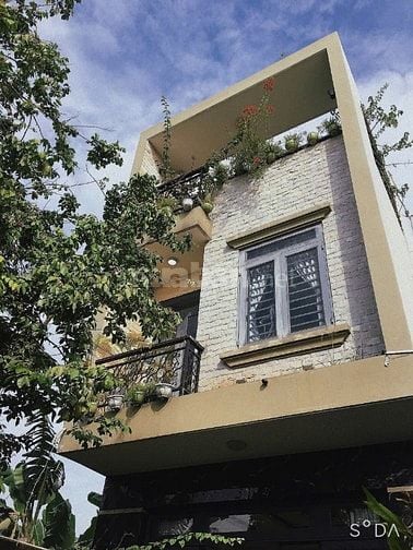 Bán nhà Đường Lê Lợi, Huyện Hóc Môn, DT 6x26m, 3 tầng, 7,5 tỷ