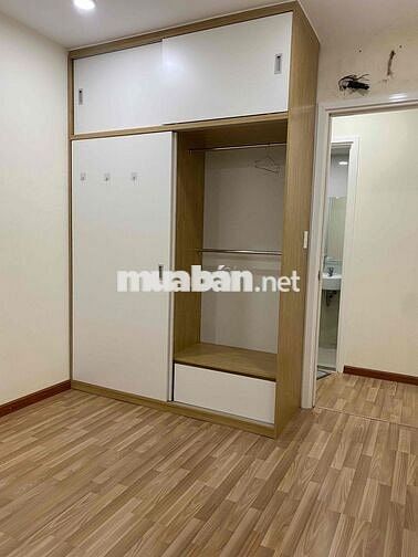 Bán căn hộ Diamond Riverside Q6, 72m2 2PN, view đẹp nhà sạch sẽ