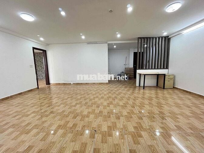 VĂN PHÒNG SÁT CITY LAND-85M2 CÓ BÃI XE Ô TÔ