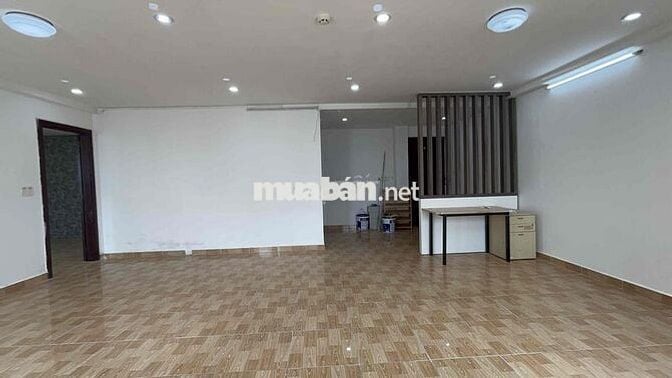 VĂN PHÒNG SÁT CITY LAND-85M2 CÓ BÃI XE Ô TÔ