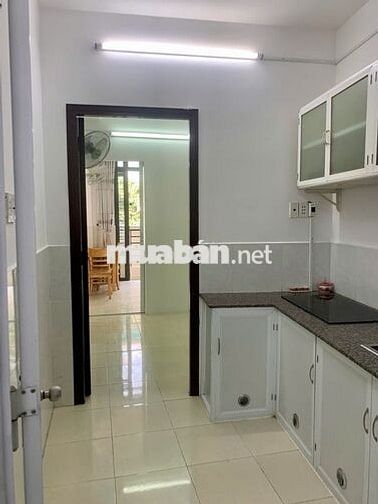 CHO THUÊ NHÀ CHÍNH CHỦ NGUYÊN CĂN MẶT TIỀN ĐẸP - NGUYỄN TIỂU LA,Q10