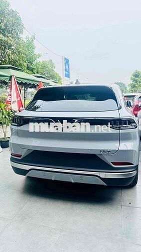 VinFast VF8 2025 Plus