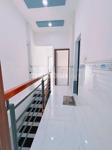 CẦN BÁN GẤP NHÀ 2MT GIÁ 1 TỶ 680 - SỔ HỒNG RIÊNG 