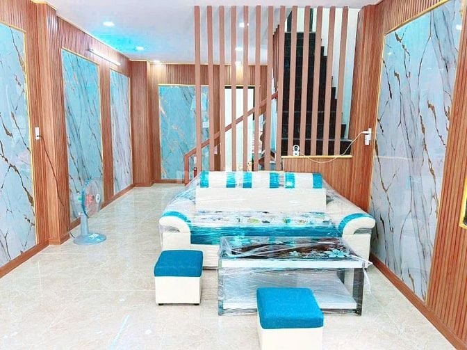 CẦN BÁN GẤP NHÀ 2MT GIÁ 1 TỶ 680 - SỔ HỒNG RIÊNG 