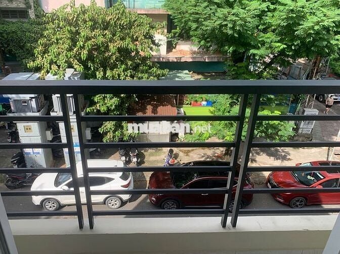 CHO THUÊ NHÀ CHÍNH CHỦ NGUYÊN CĂN MẶT TIỀN ĐẸP - NGUYỄN TIỂU LA,Q10