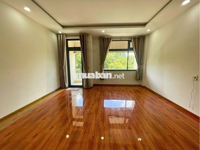 Nguyên Căn 5x22m – Phù Hợp Văn Phòng & Showroom – Vạn Phúc City