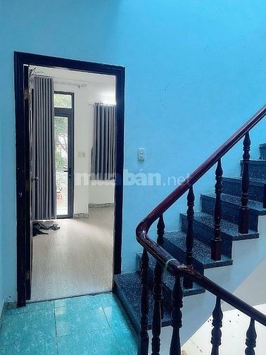 Cho thuê Mặt Tiền ngay Ga T3 - Nhất Chi Mai - 2 Lầu 3PN - Có HHMG