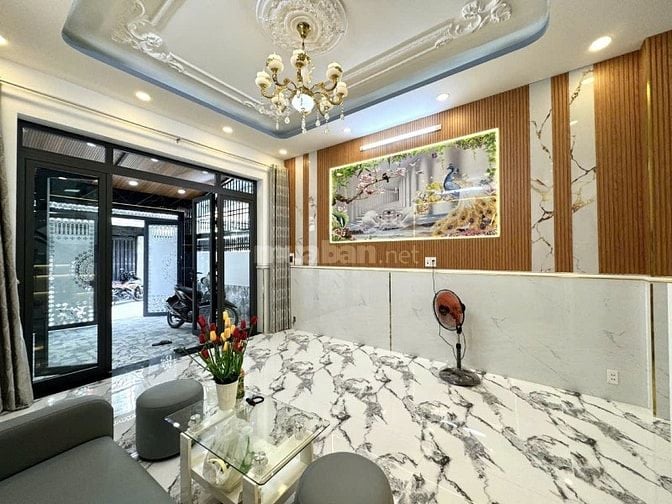 NHÀ MỚI Ở NGAY (4x15m) VUÔNG VỨC, TẶNG FULL NỘI THẤT - SỔ HỒNG HOÀN CÔ