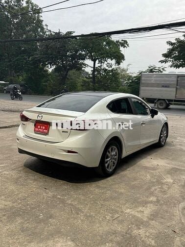 Mazda 3 2018 1.5 AT Sedan - 74000 km