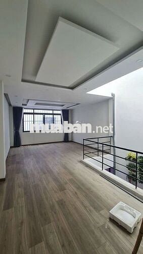 Cho thuê nhà nguyên căn mặt tiền đường Lũy Bán Bích,dt 7x18 trệt 3 lầu