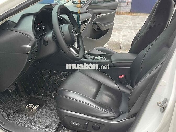 Cần Bán Mazda 3 2023 1.5 bản luxury xe đẹp