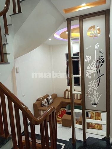 Bán nhà đẹp 4 tầng Trung tâm Đại Áng, Ngọc Hồi. 