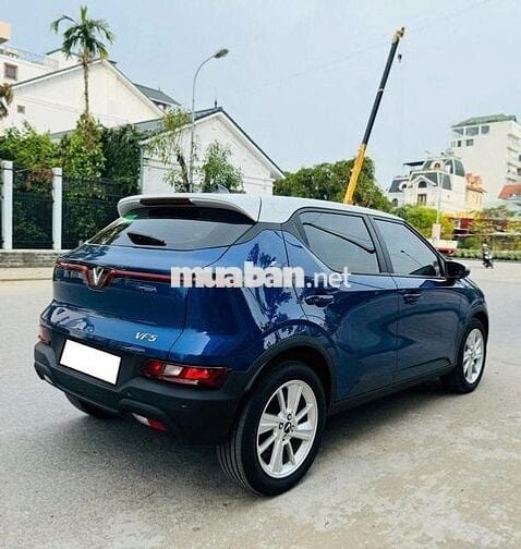 Vinfast VF5 plus 2024 màu xanh