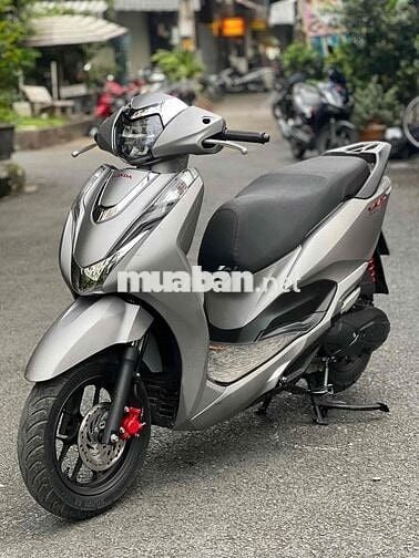 ❤️Lead 125 đời 2019 smarkey lên 4val bstp 9chủ