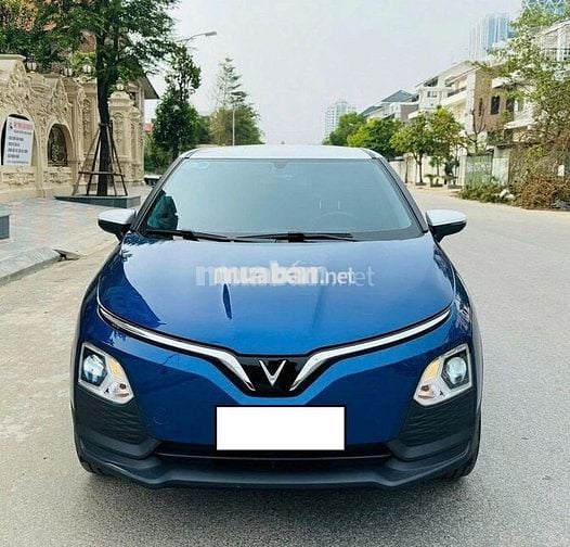 Vinfast VF5 plus 2024 màu xanh