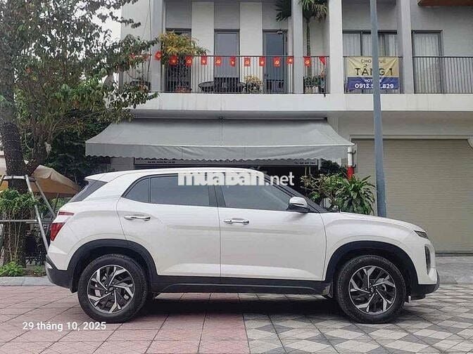 Hyundai Creta 2023 1.5 đặc biệt 1,9 vạn km!
