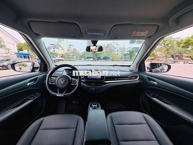 Vinfast VF5 plus 2024 màu xanh