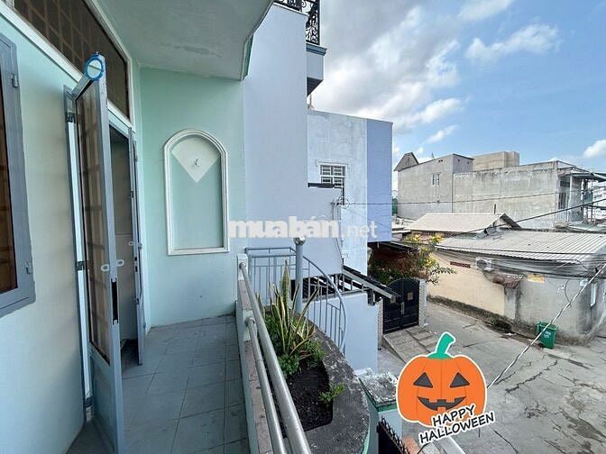 💥 Nhỉnh 3 Tỷ – Nhà 2 Tầng Linh Chiểu, Thủ Đức – Hẻm Ô Tô Vài Bước!