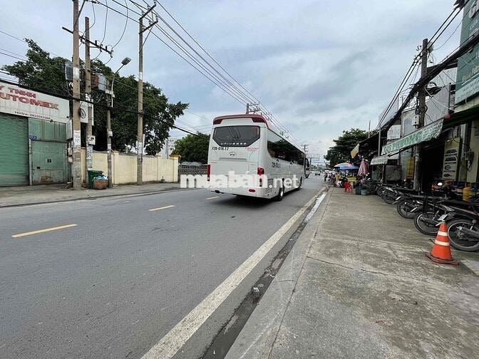 Cho thuê 1200m2 mặt tiền 324 Hồ Học Lãm Bình Tân