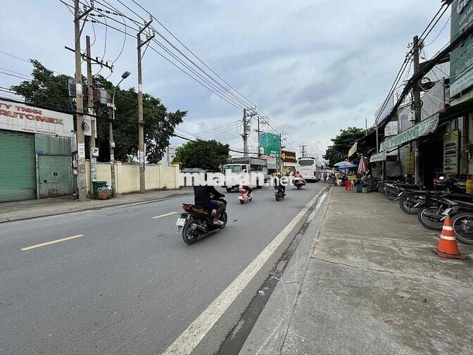 Cho thuê 1200m2 mặt tiền 324 Hồ Học Lãm Bình Tân