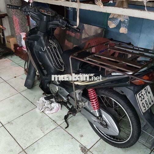 Xe máy Yamaha Taurus màu đen số sàn