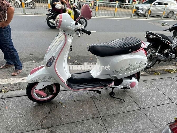 Piaggio vespa lx 3v 2014 mới 90% biển số thành phố