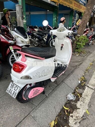 Piaggio vespa lx 3v 2014 mới 90% biển số thành phố