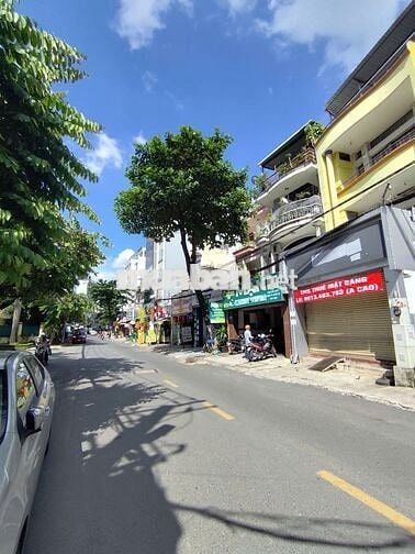 Nhà Nguyên Căn : B24 Bạch Đằng , 112m2 , 4 Tầng , 8 Phòng WC, 52 Triệu