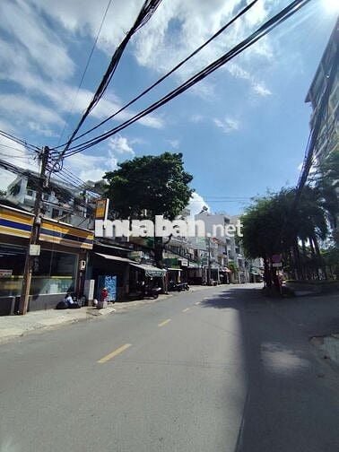 Nhà Nguyên Căn : B24 Bạch Đằng , 112m2 , 4 Tầng , 8 Phòng WC, 52 Triệu