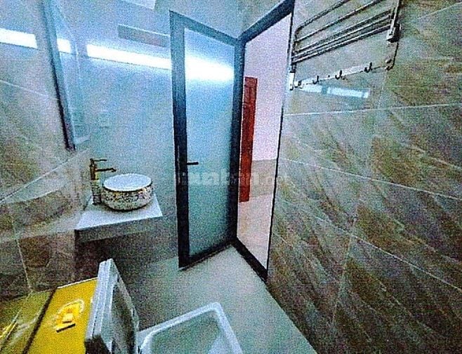 CHO THUÊ NHÀ NGUYÊN CĂN THẠNH MỸ LỢI, DT 270m2, 3 tầng, 5 phòng