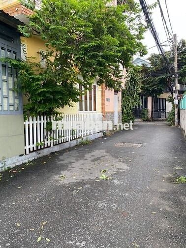 Bán nhà sát mặt tiền 65m2 hẻm xe hơi, gần Tô ngọc vân,Chỉ 5.1 tỷ tl