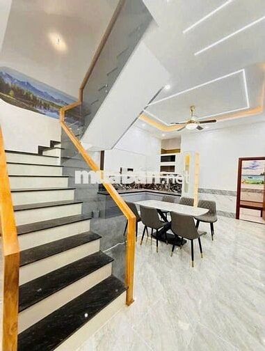 BÁN CĂN NHÀ 92m2 1 trệt 2 lầu GẦN MẶT TIỀN ĐƯỜNG ĐẠI LỘ BÌNH DƯƠNG